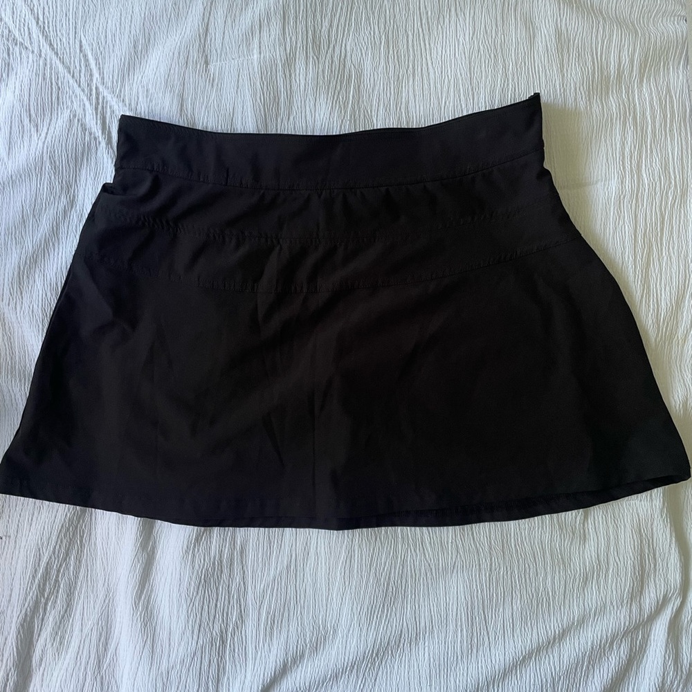 Black Skort